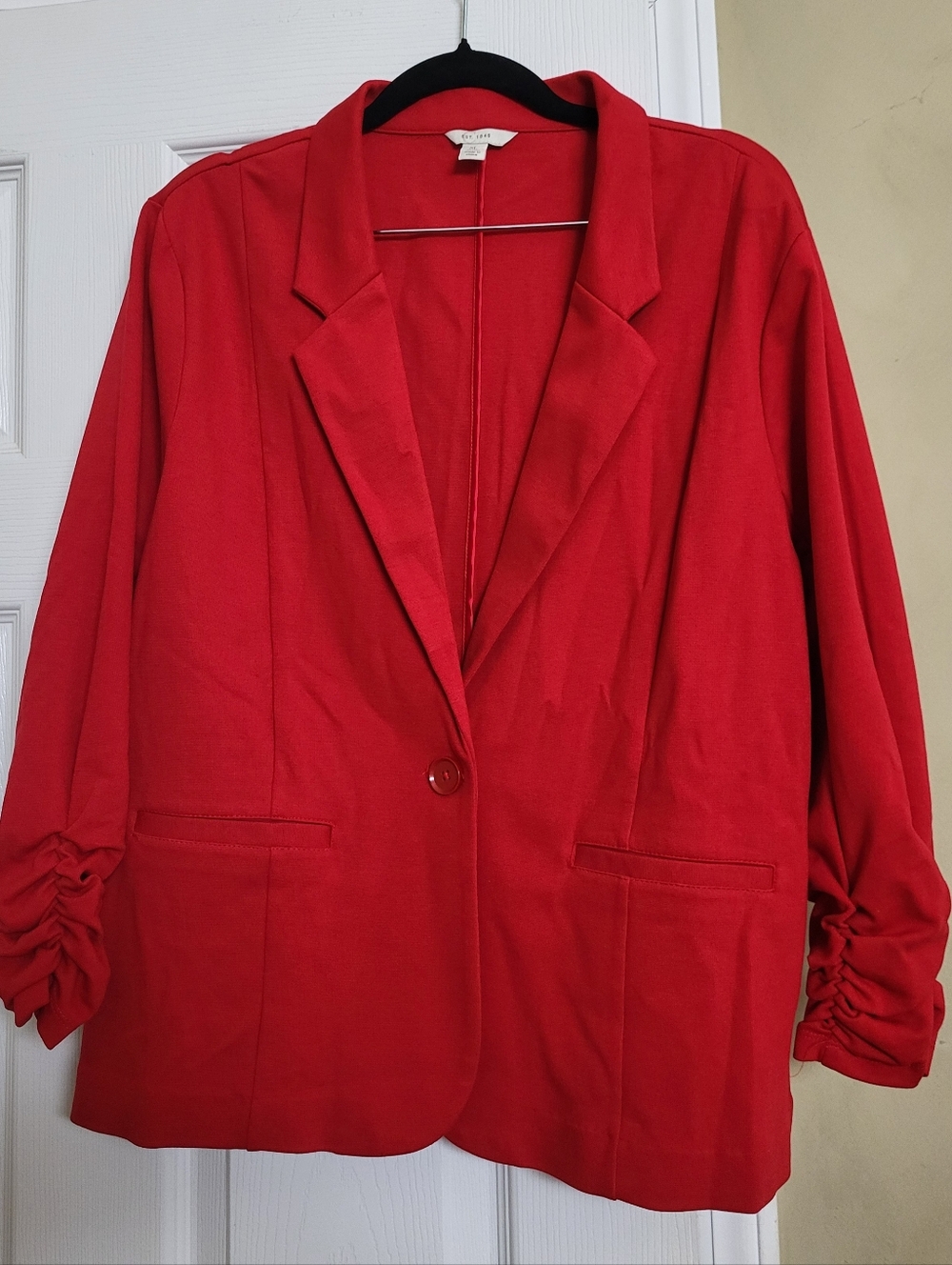 Red Single-Button Women's Blazer